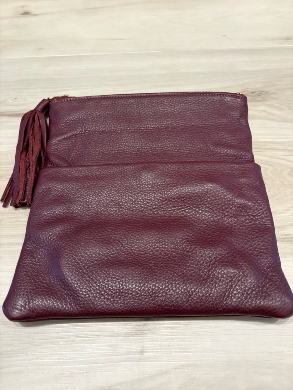 Roots Genuine Leather Fold-Over Top Zip Crossbody Bag Tassel Burgundy - Picture 7 of 15